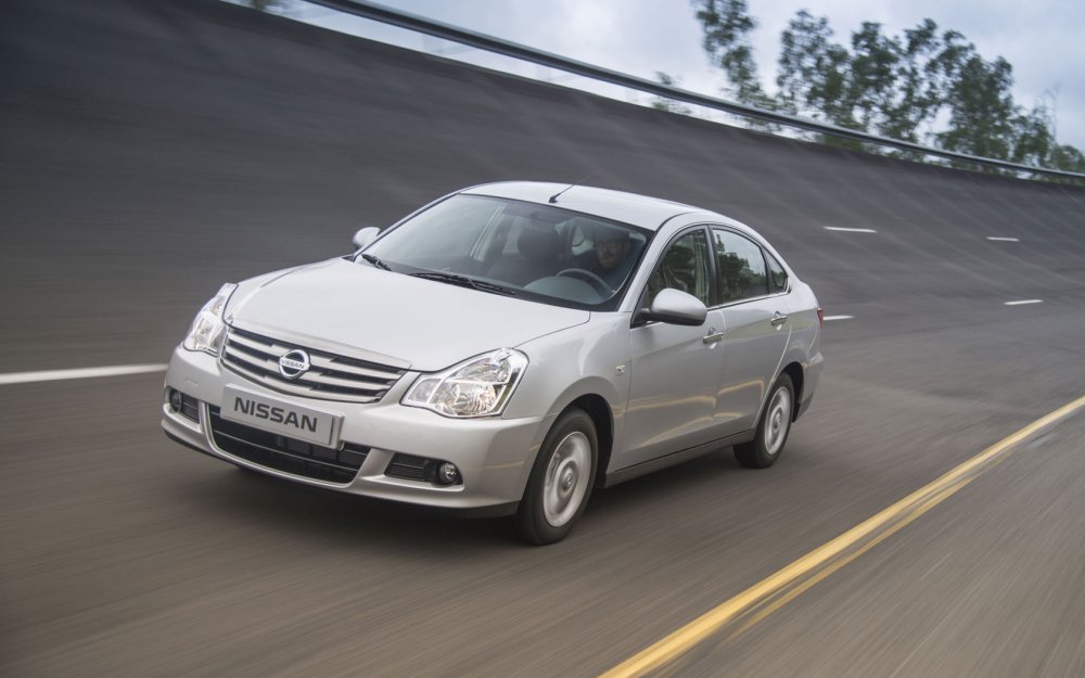 Nissan Almera 2012