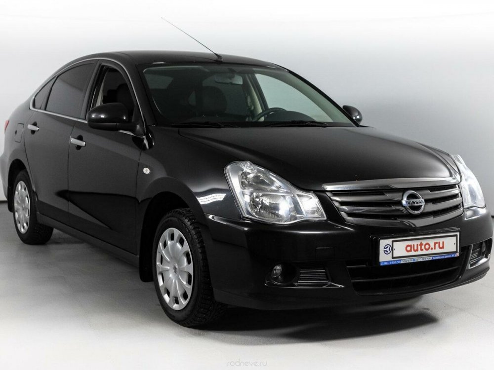 Nissan Almera 2012