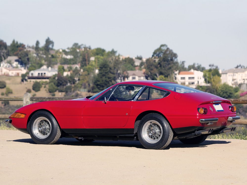 Ferrari 365 gtb/4