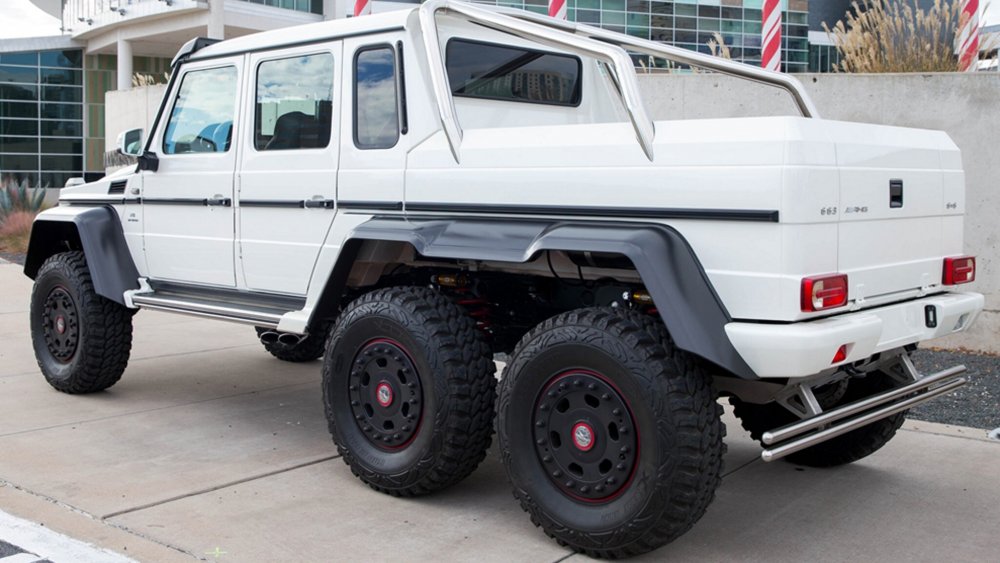 Мерседес Benz g63 AMG 6x6