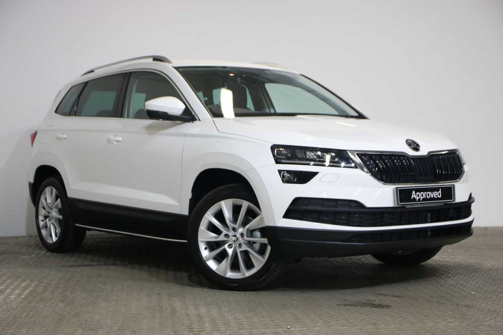 Karoq Skoda 1.4 черный