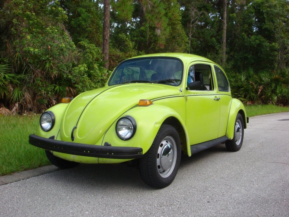 Volkswagen sedan Beetle 2003