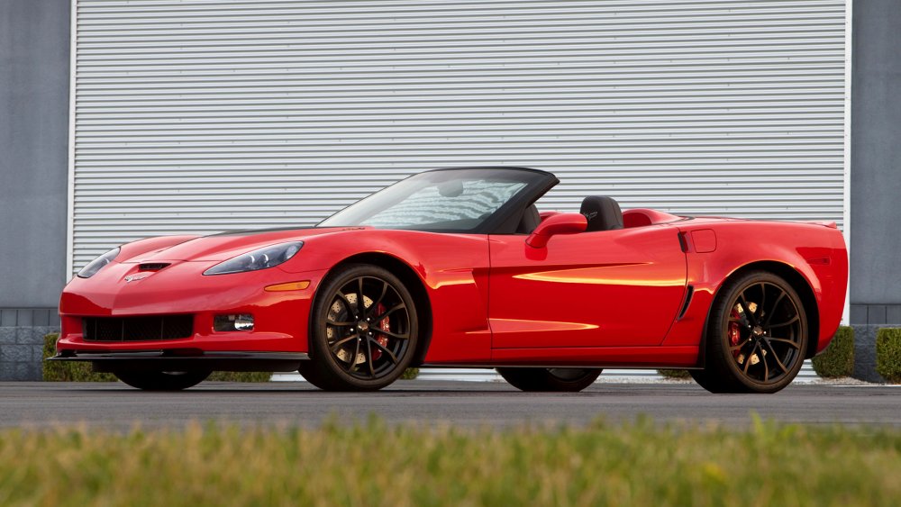 Chevrolet Corvette c3 Япония