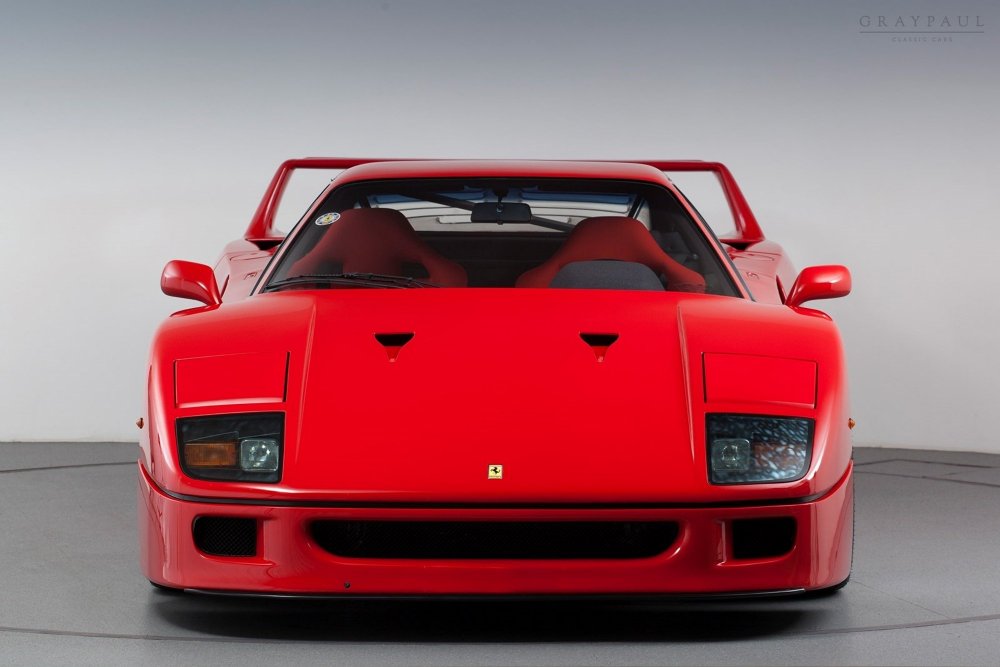 Ferrari f40 красная