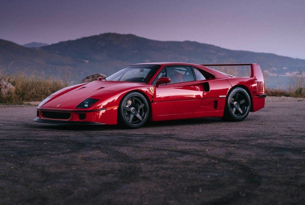 Машина Ferrari f40