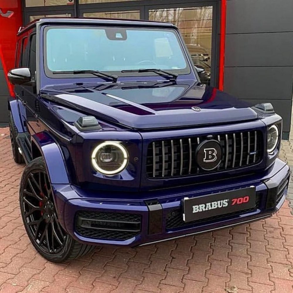 Mercedes Benz g63 Brabus пурпурный