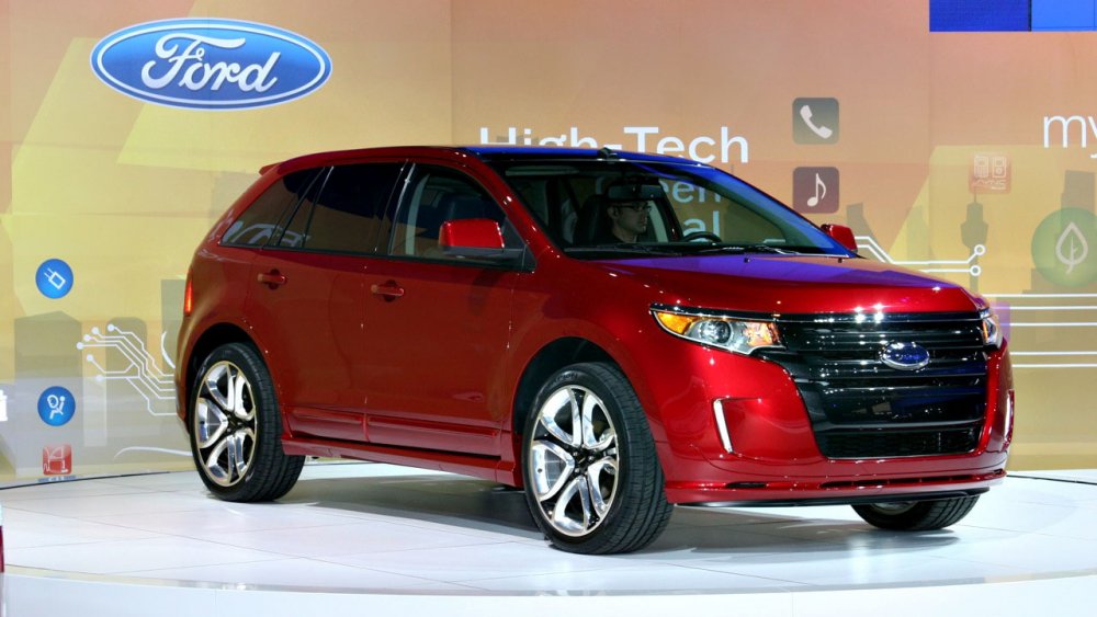 2017 Ford Edge Rear