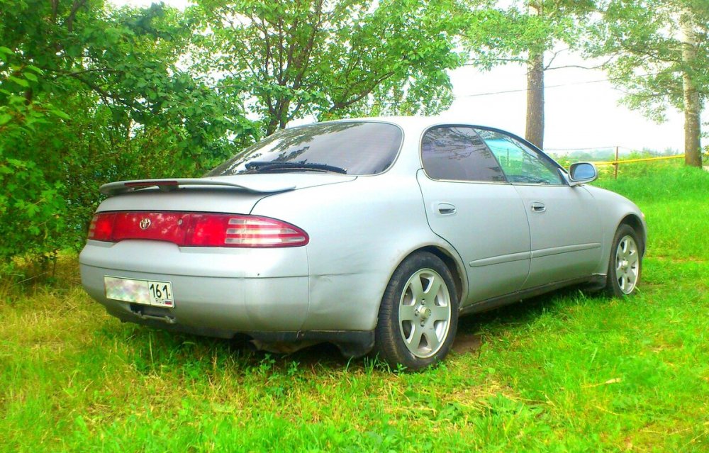 Toyota Sprinter Marino 1992