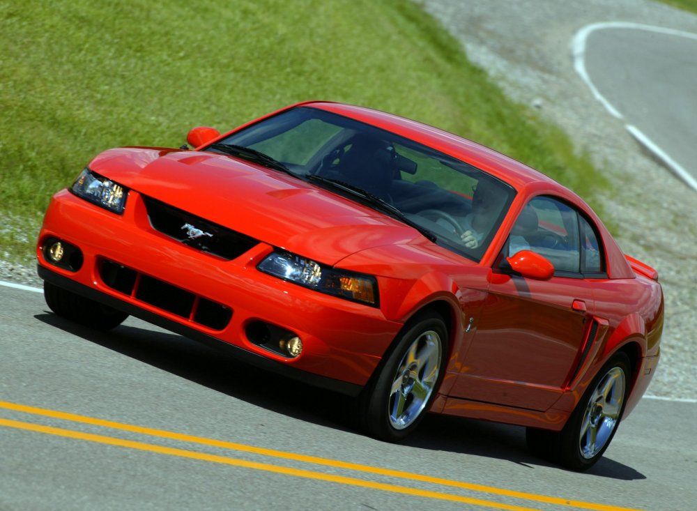 Ford Mustang Cobra r 2000