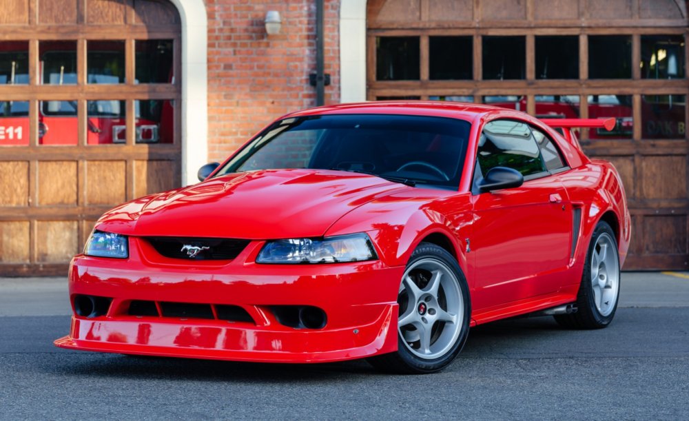 Ford SVT Cobra r 2000