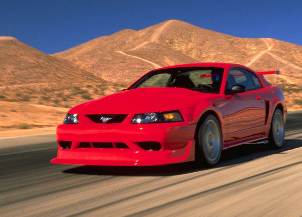 Ford Mustang SVT Cobra r 2000