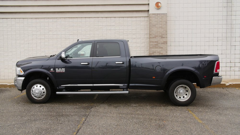 Dodge Ram 3500 Heavy Duty Mega Cab