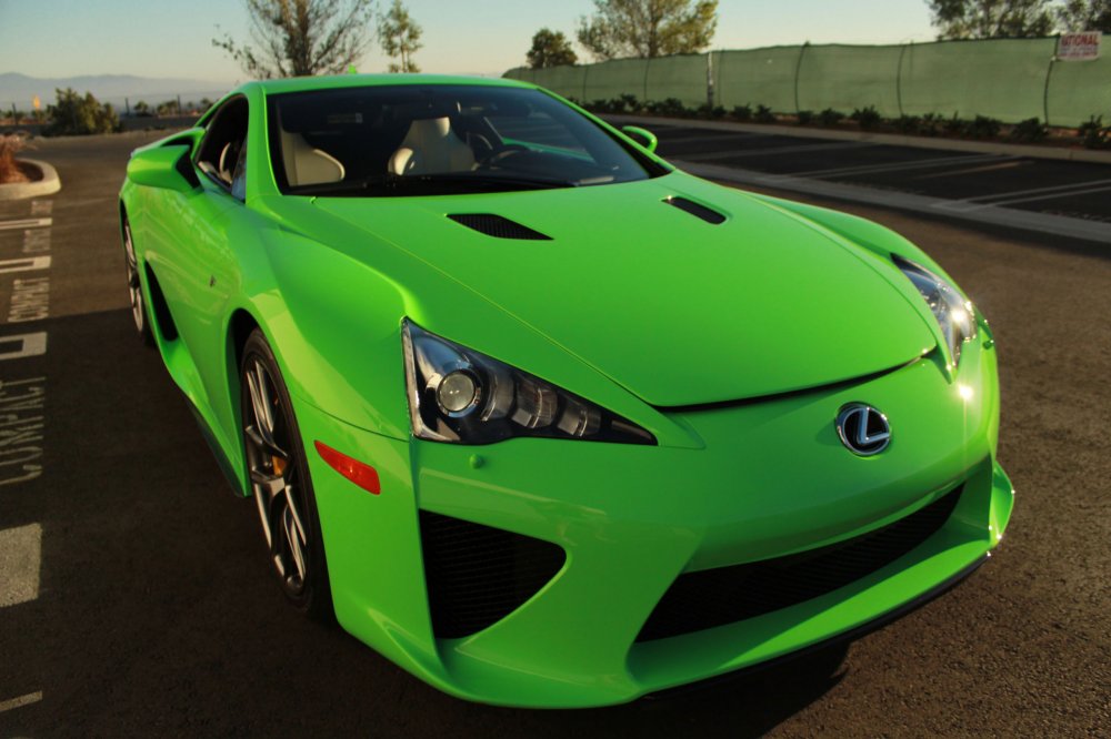 Lexus LFA зелёный