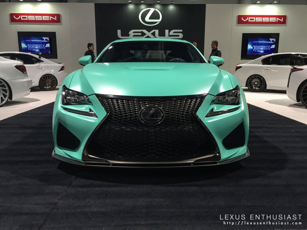 Зеленый Lexus is 2015