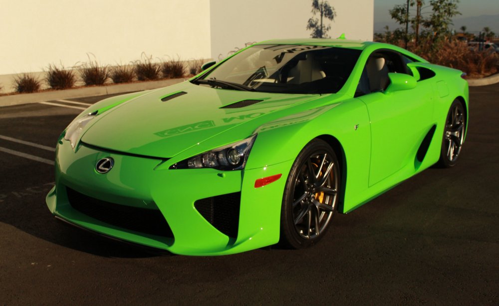 Lexus LFA 2010 зеленый