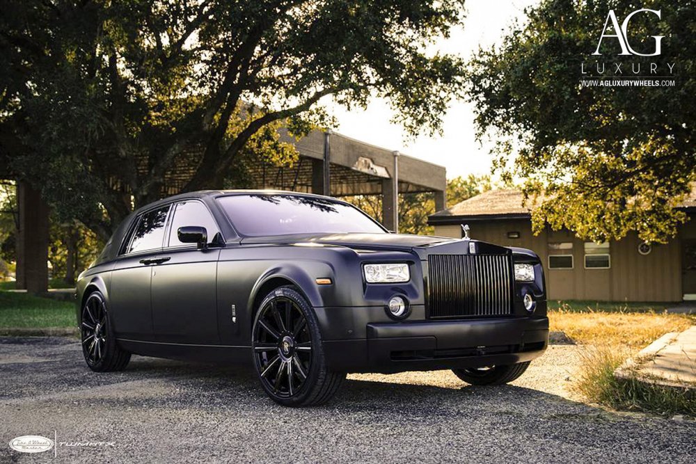 Rolls Royce Phantom Black Matte