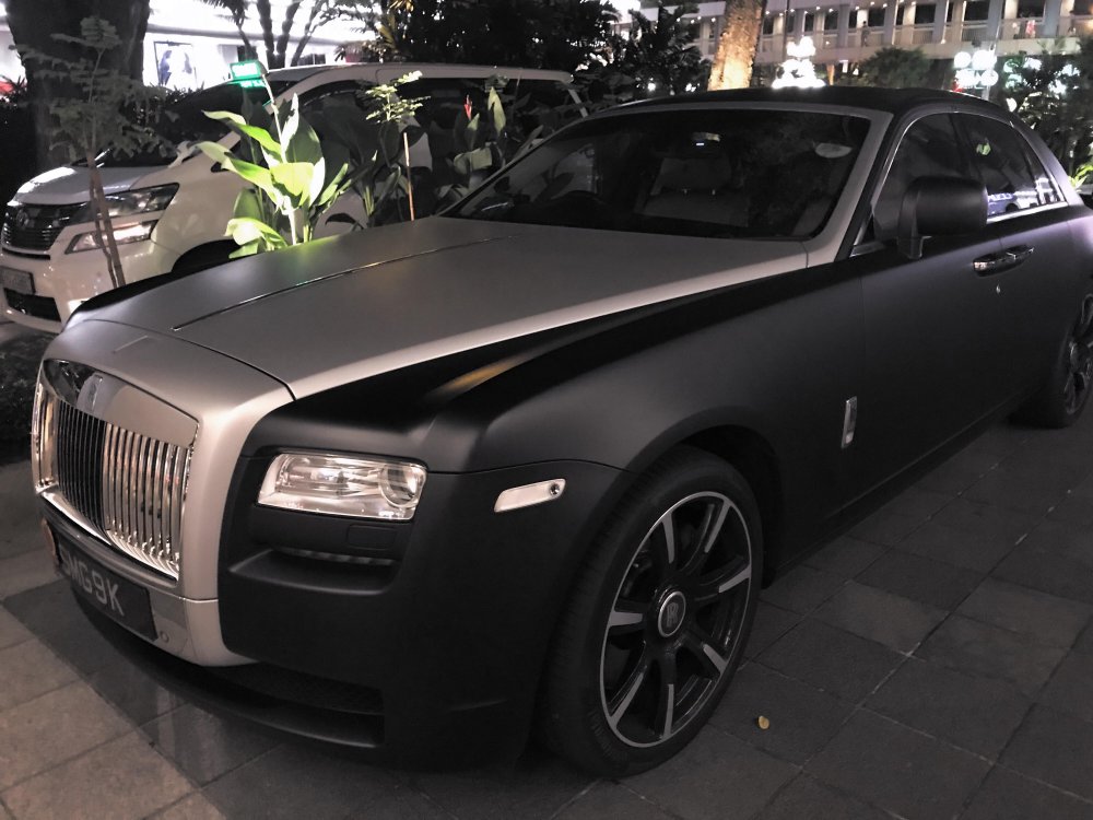 Оптика Rolls-Royce Ghost 2021