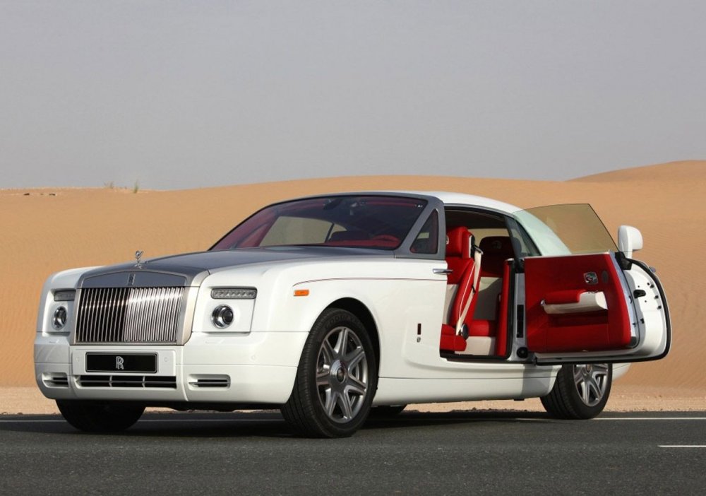 Rolls Royce Dawn белый