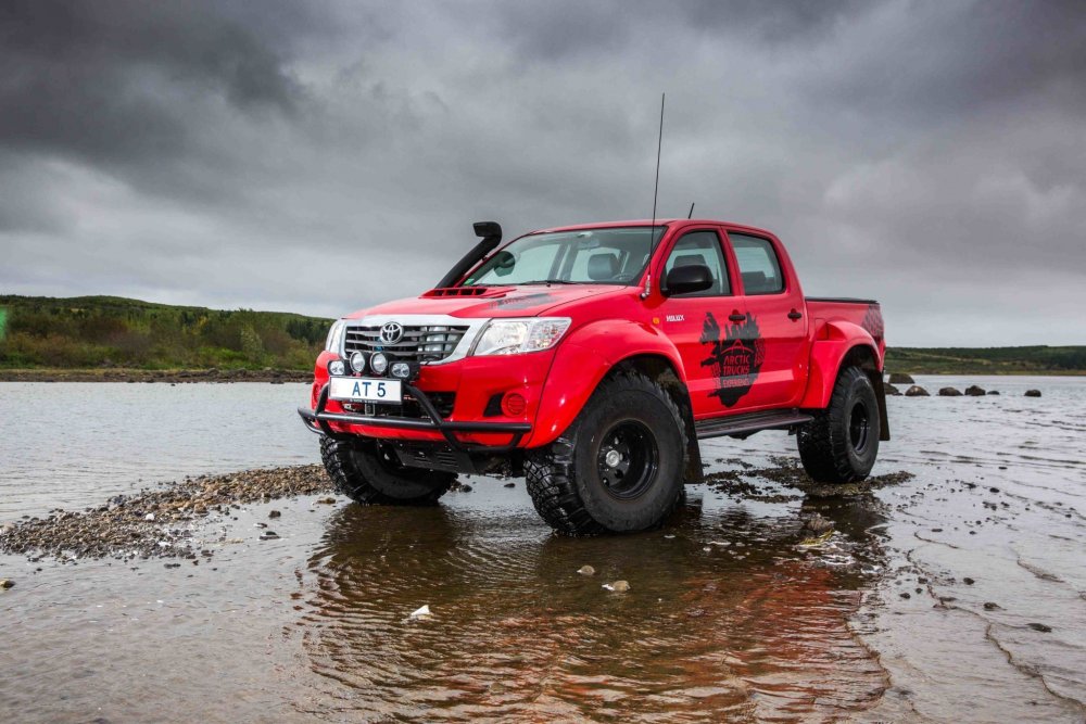 Toyota Hilux Arctic Trucks