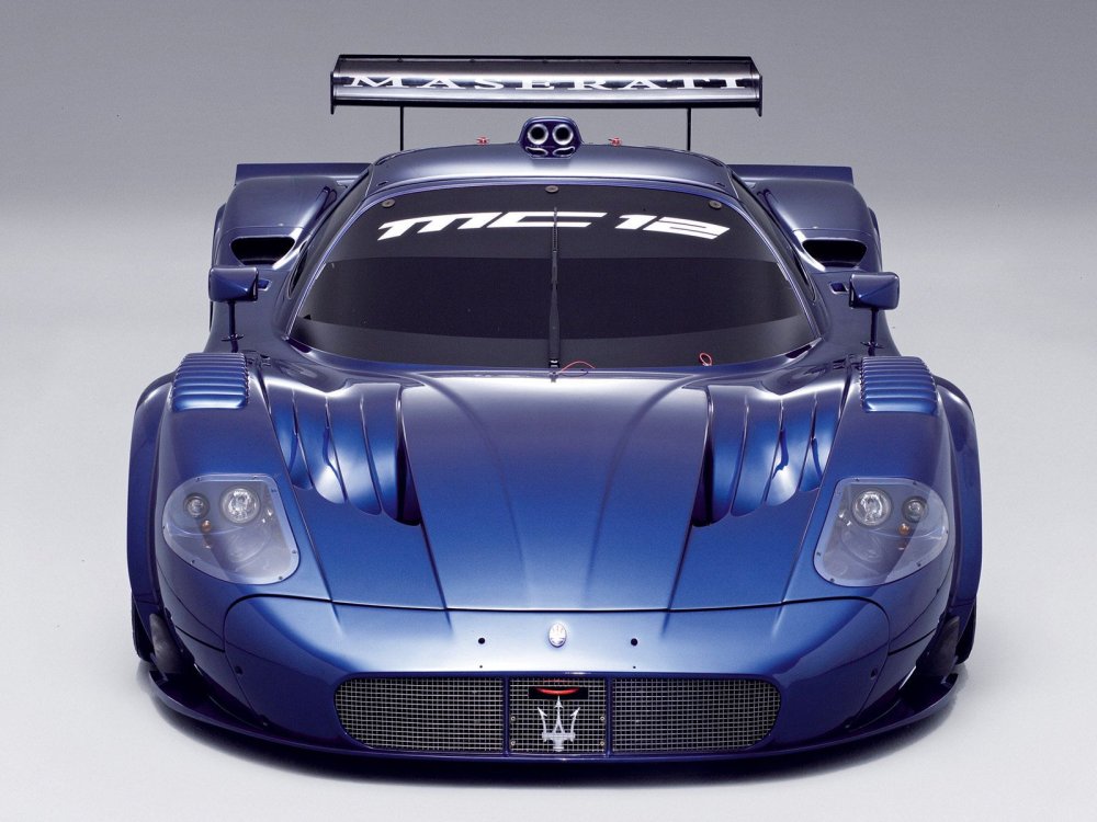 Maserati mc12 модель