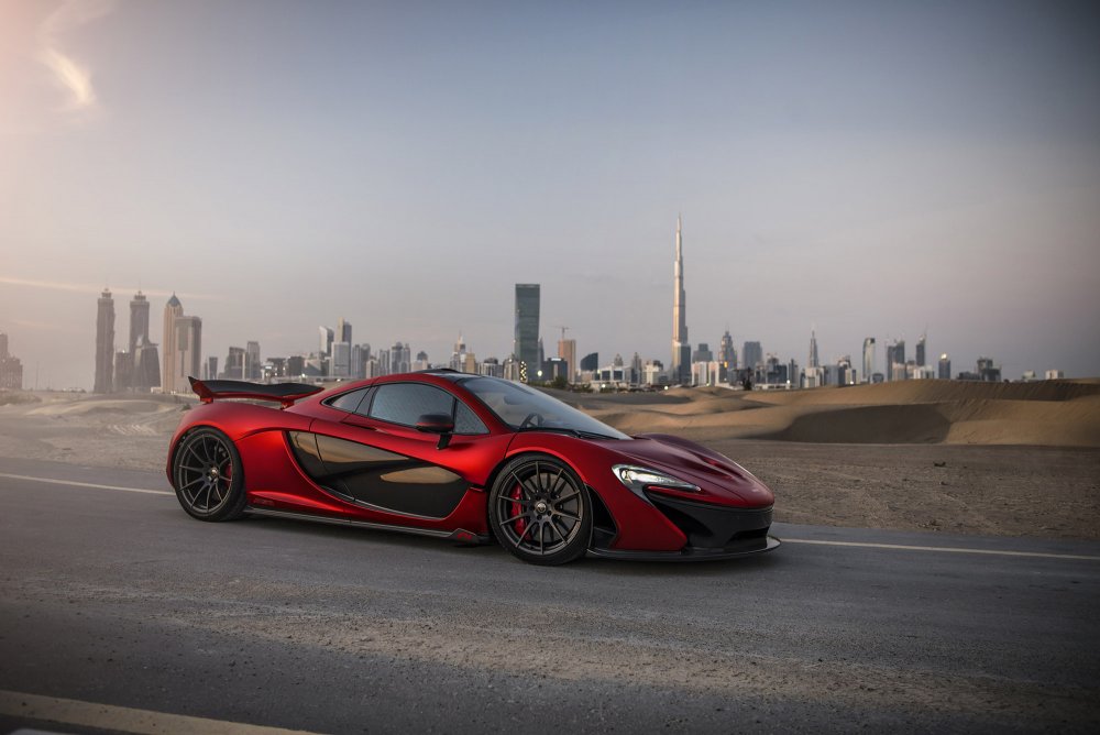 Машина MCLAREN p1