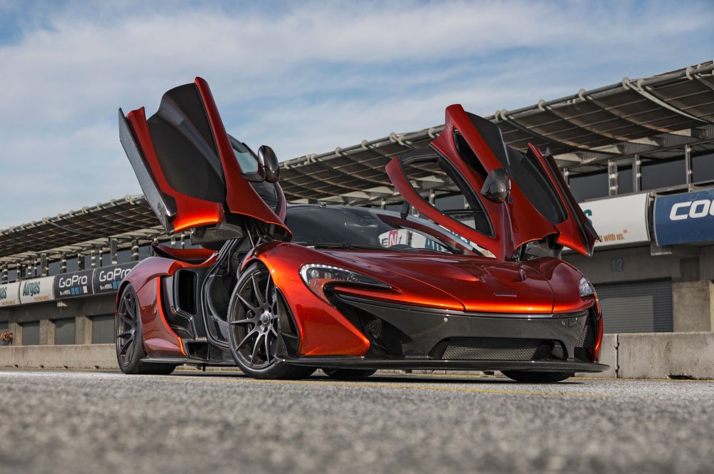 MCLAREN p1 back