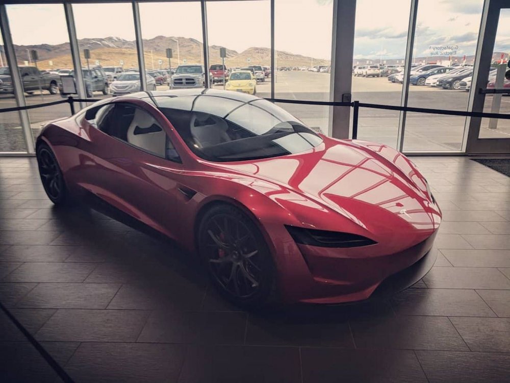 Tesla Roadster II 2020