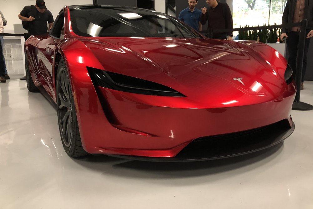 Tesla Roadster 2022