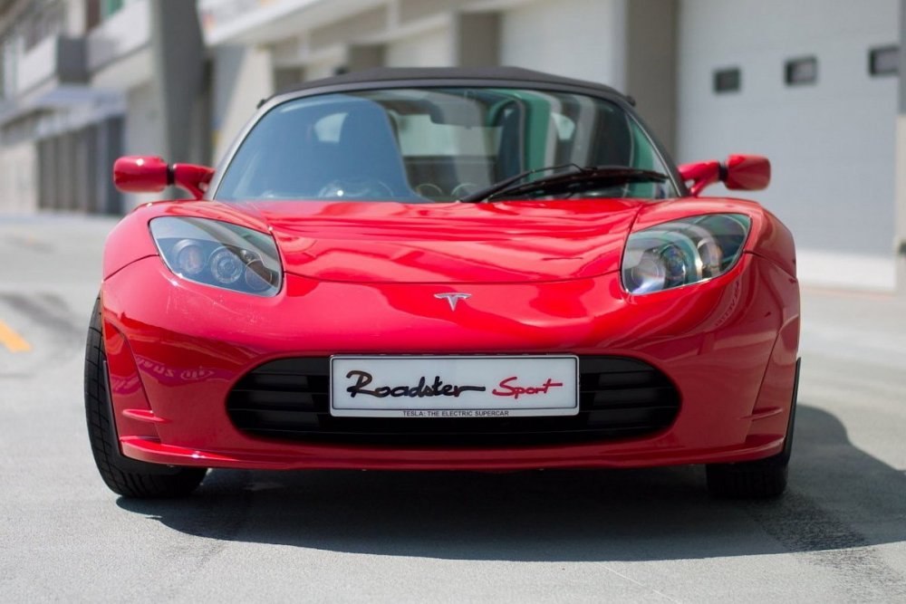 Tesla Roadster 2