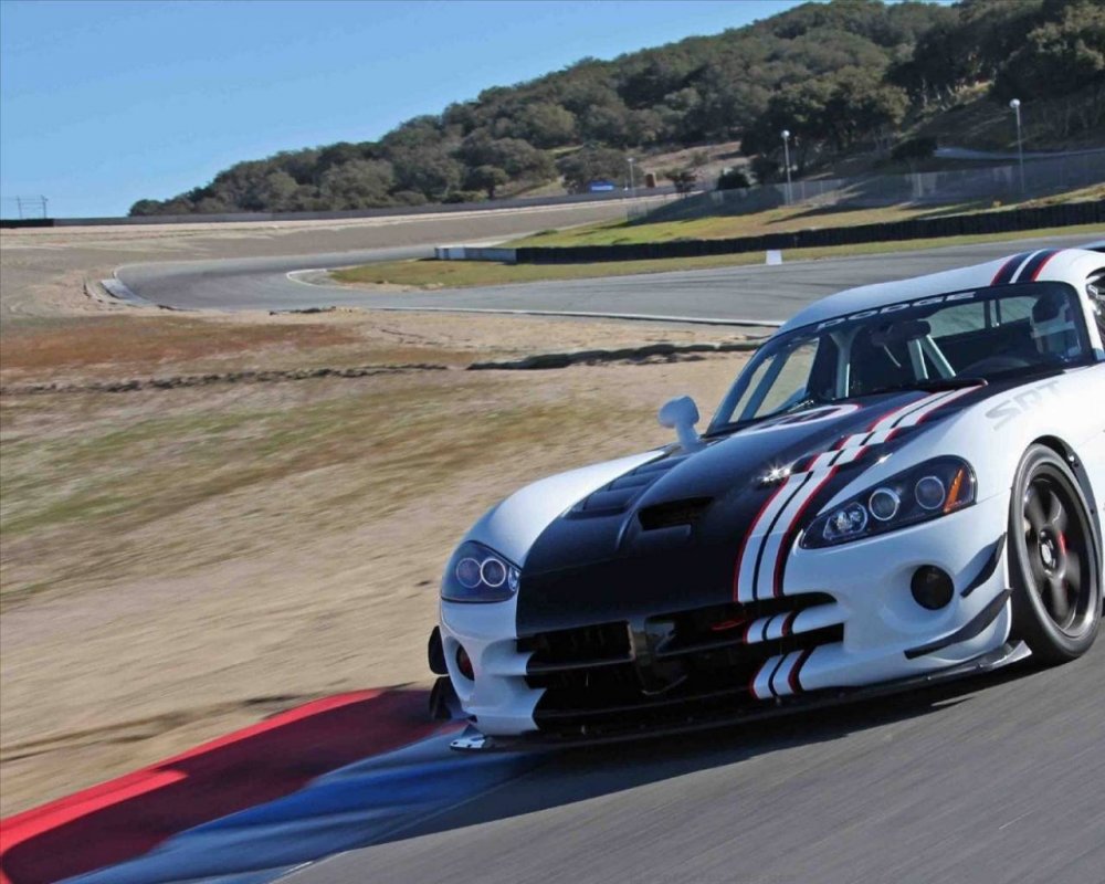 Dodge Viper srt 10 винилы