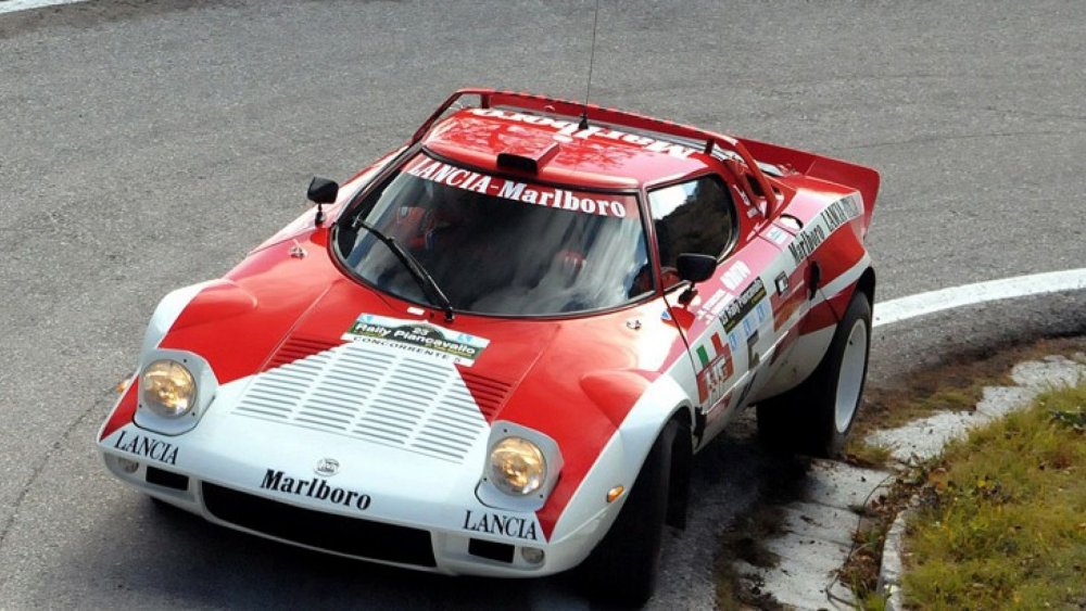 Lancia stratos hf stradale