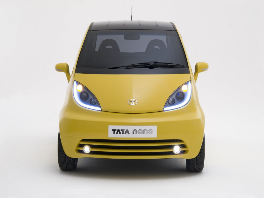 Автомобиль Tata Nano