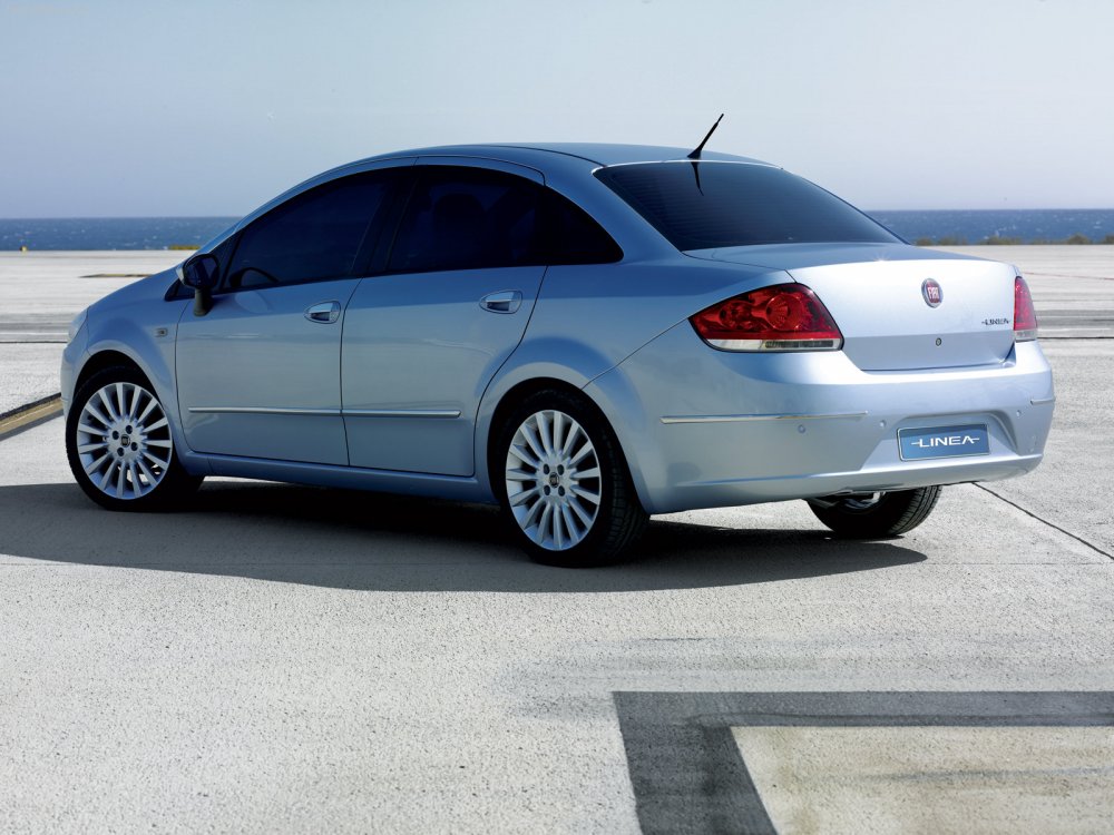 Fiat linea 2012 синяя