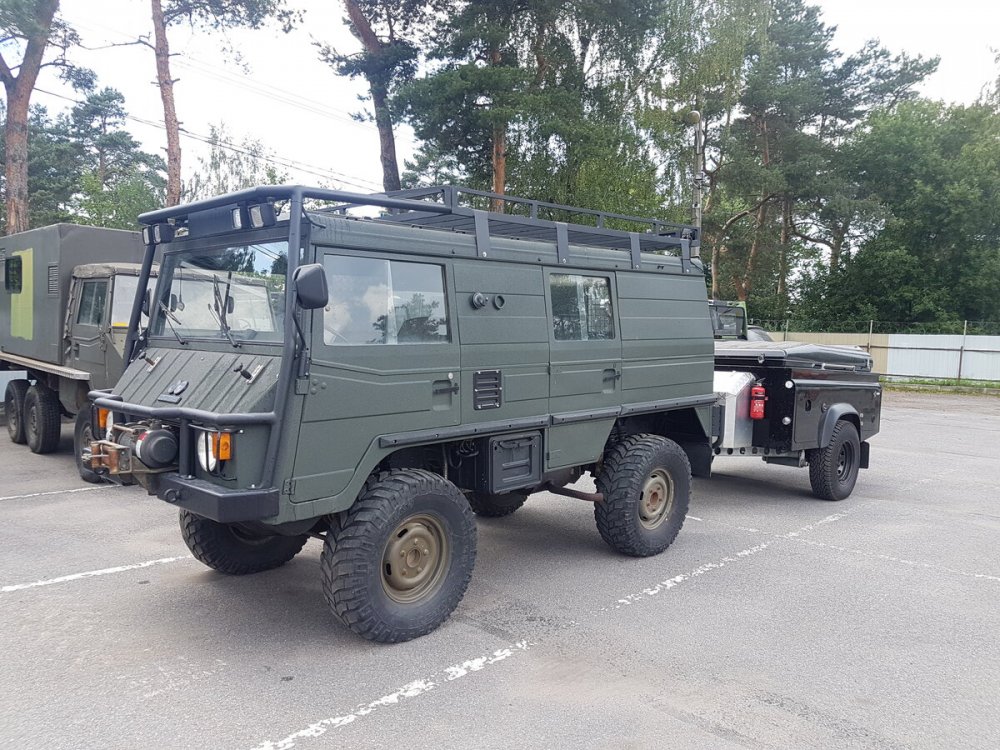 Внедорожник Pinzgauer 6x6