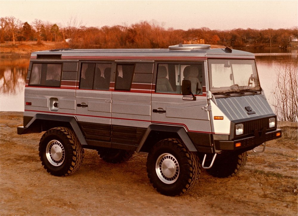 Pinzgauer 6x6 снизу