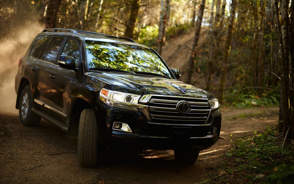 Toyota Land Cruiser 200 2016