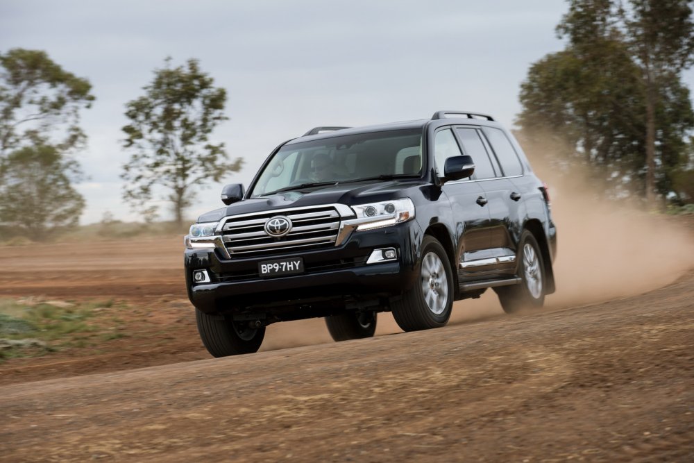 Toyota Land Cruiser 200 2016