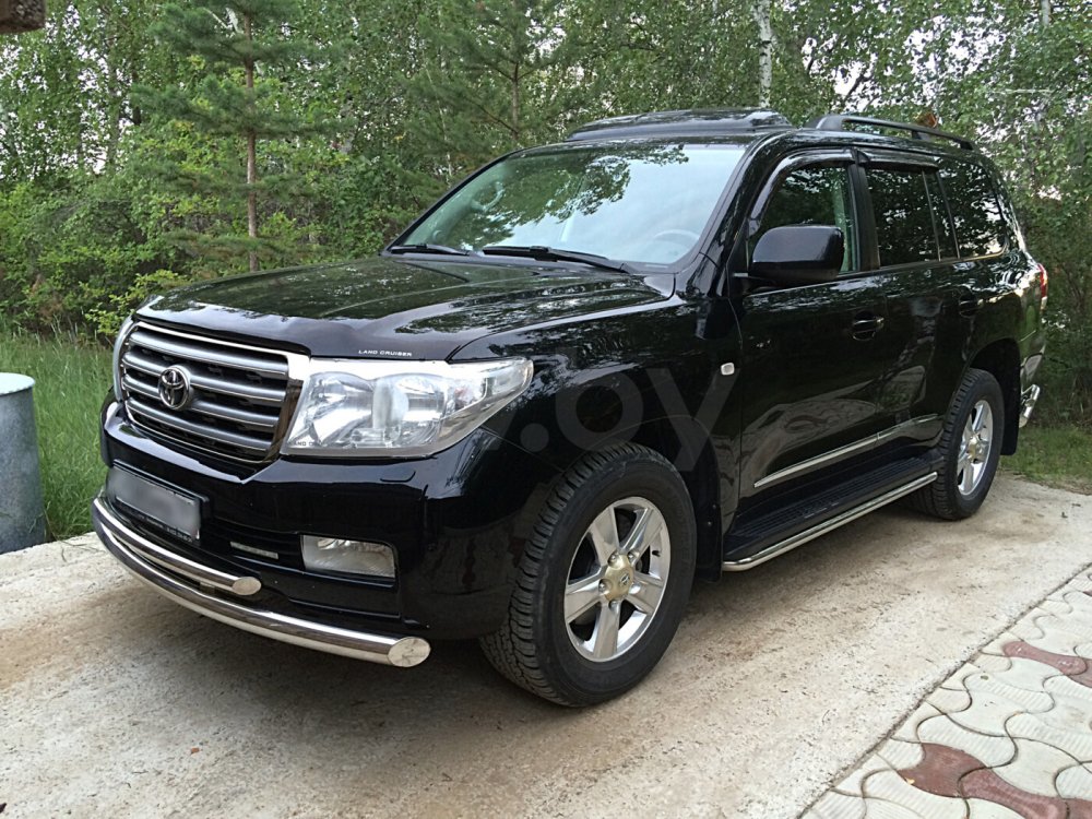 Toyota Land Cruiser 200