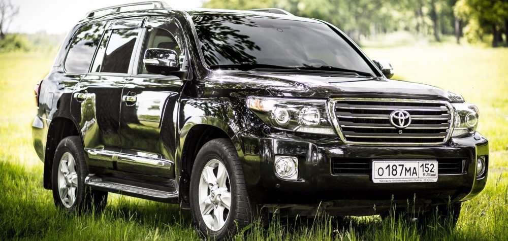 Toyota Land Cruiser 200 2020