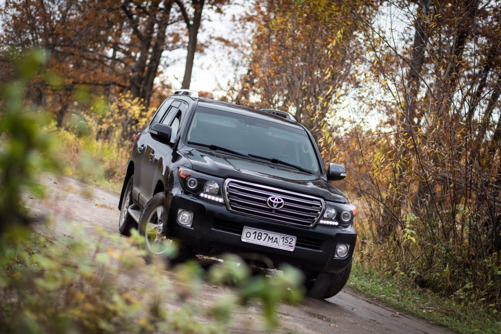 Toyota Land Cruiser 200