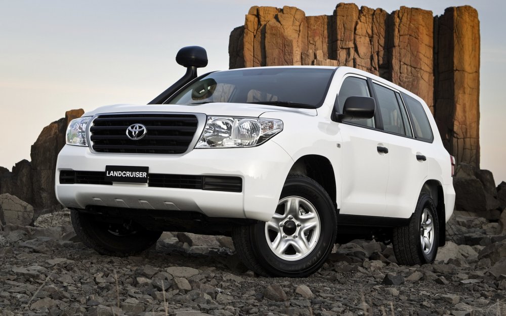 Toyota land cruiser 200