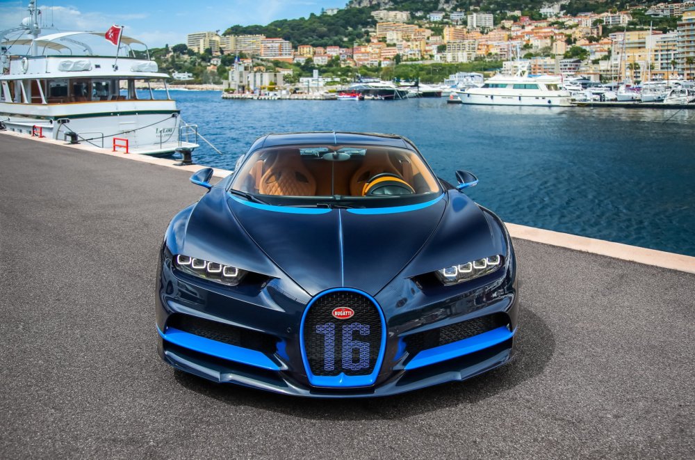 Bugatti Chiron Sport 2020