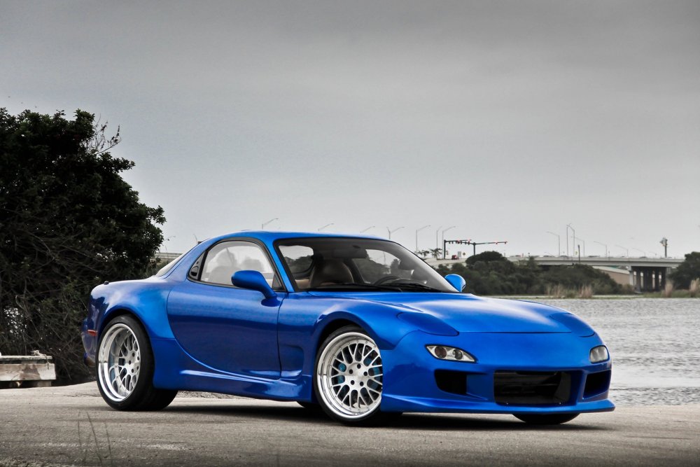 Mazda RX-7 Blue