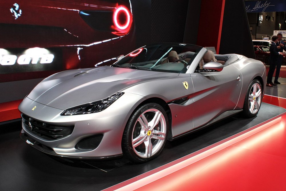 Ferrari Portofino 2020 красная