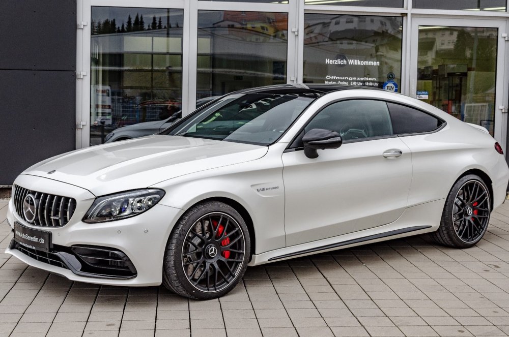 Mercedes Benz c63 AMG Coupe