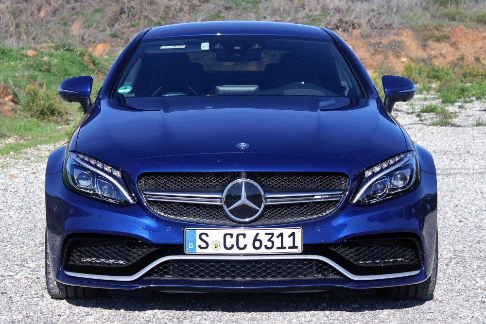 Mercedes Benz c63 AMG Coupe