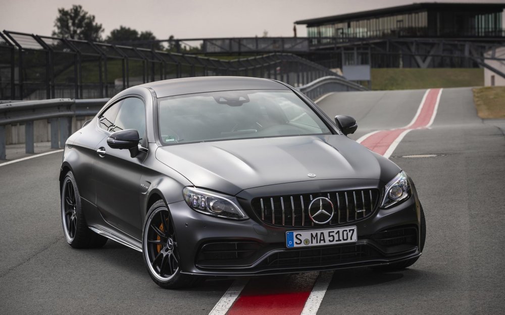 Mercedes Benz c63 AMG Coupe