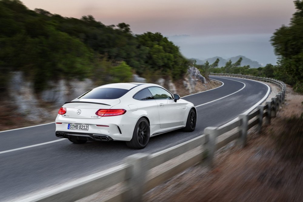 Mercedes Benz c63 AMG Coupe