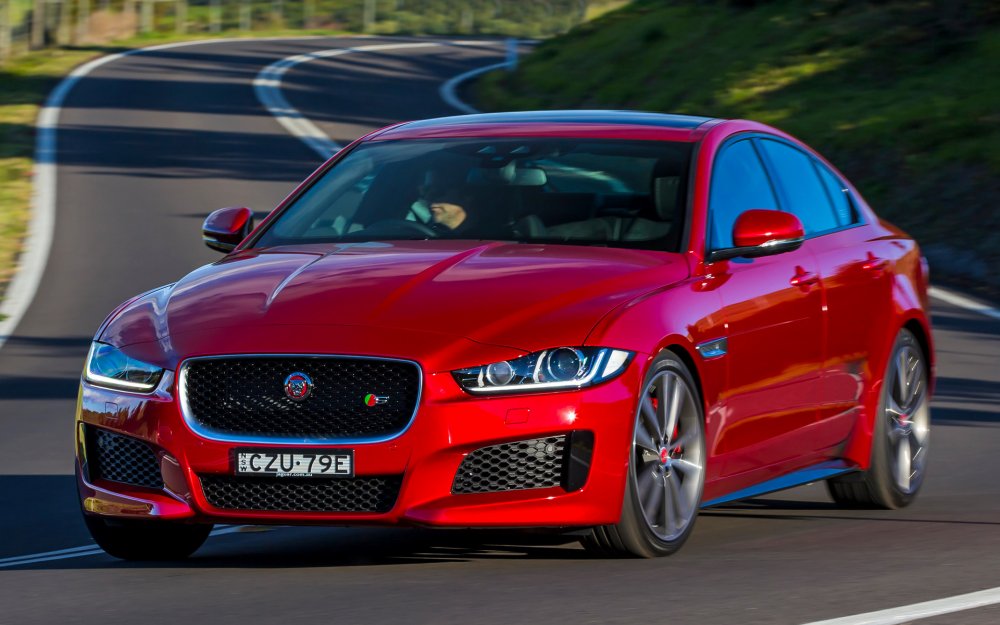 Jaguar xe s 2015