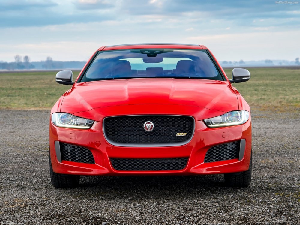 Jaguar xe r-Sport 2019